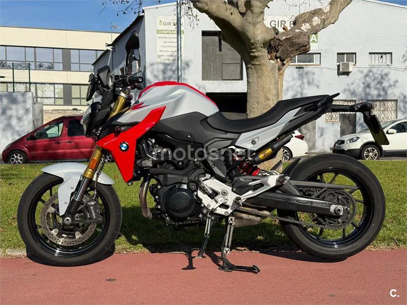 BMW F 900 R – Vista 4