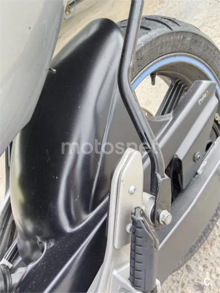 Honda CBF 600S – Vista 3