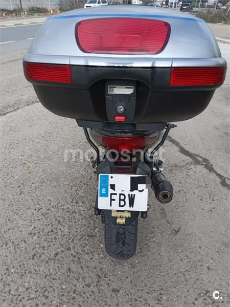 Honda CBF 600S – Vista 9