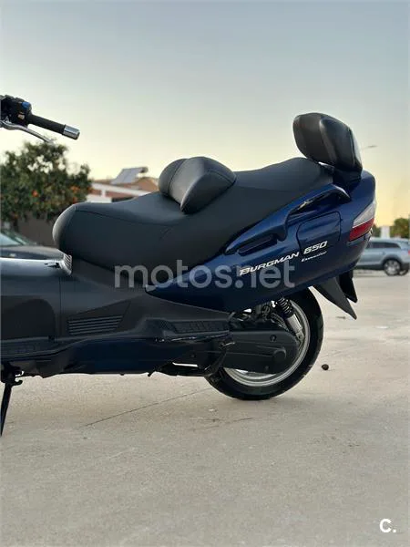 Suzuki Burgman 650 Executive – Vista 6