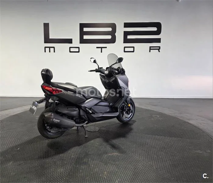 Yamaha XMAX 400 – Vista 4
