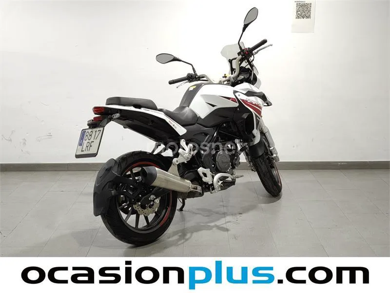 Benelli TRK – Vista 3