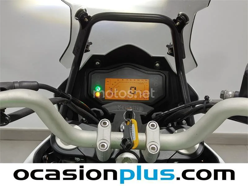 Benelli TRK – Vista 10