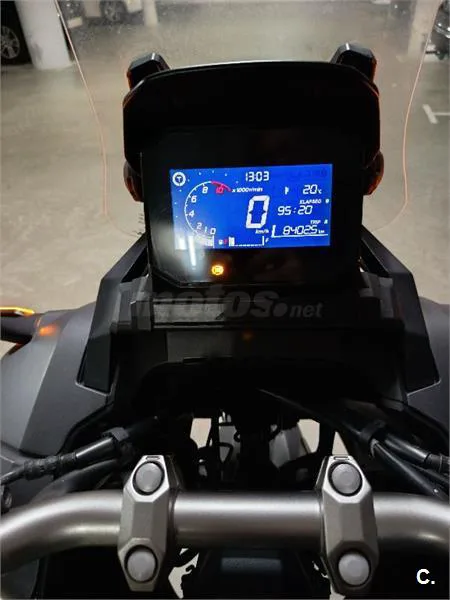 Honda ADV 350 – Vista 6