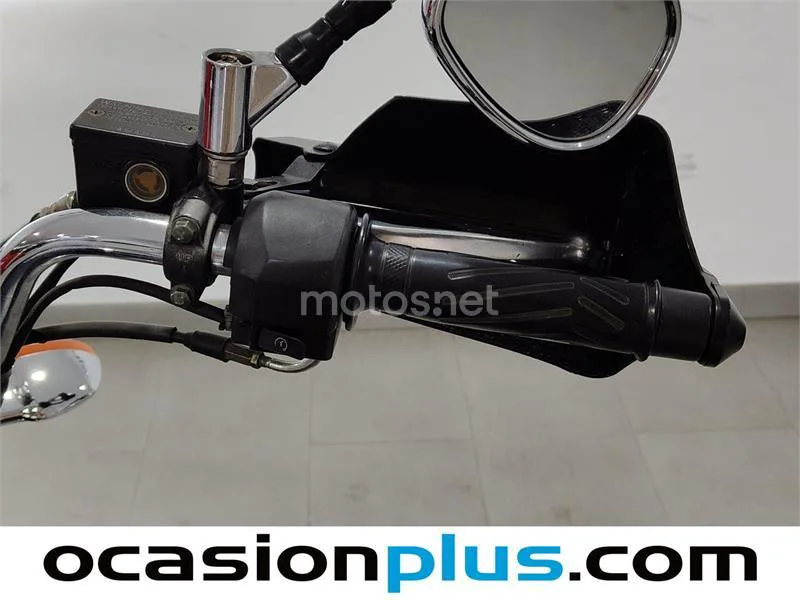 Yamaha YBR 250 – Vista 11