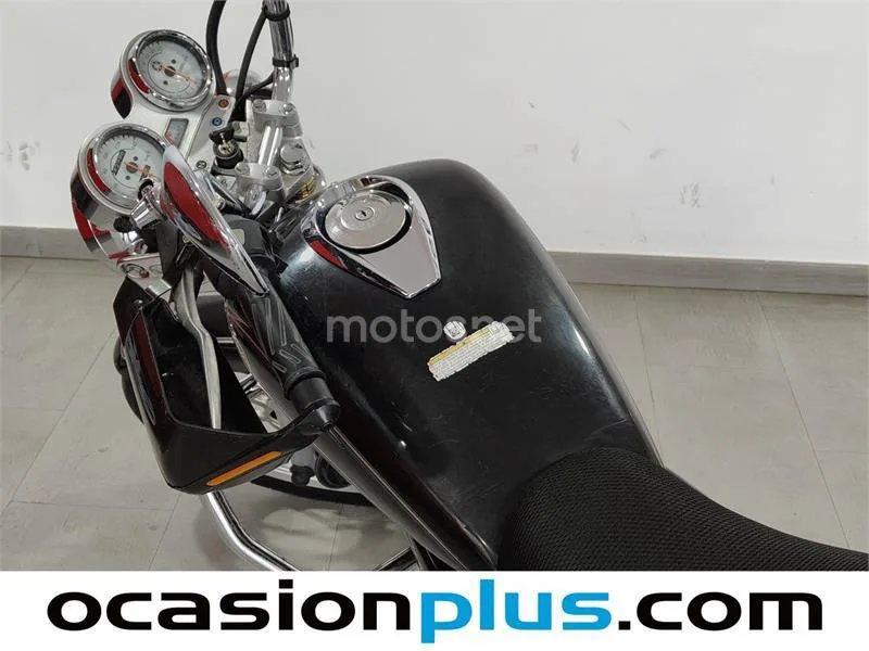 Yamaha YBR 250 – Vista 15