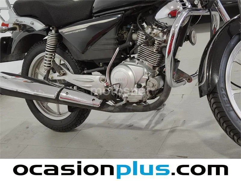 Yamaha YBR 250 – Vista 17