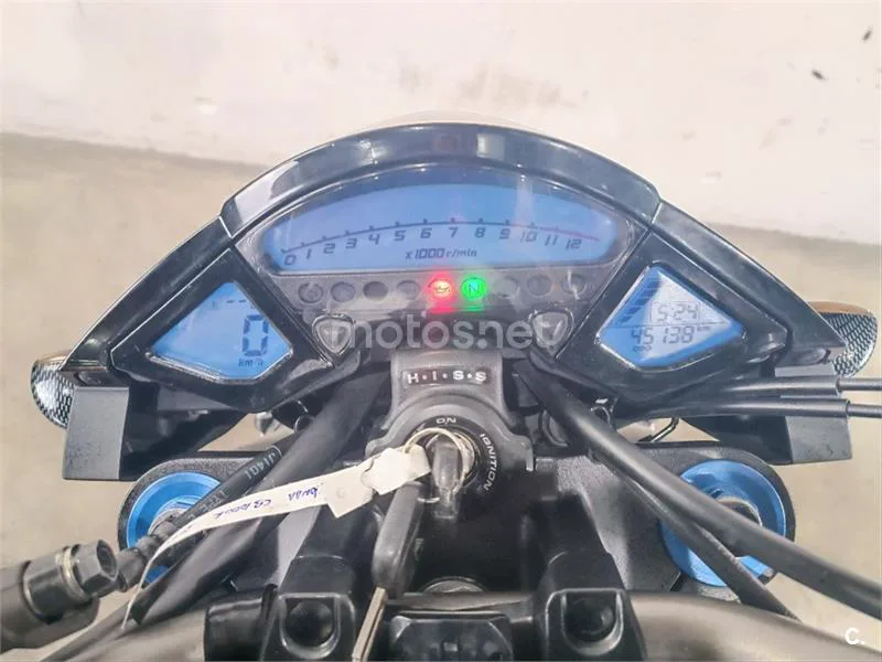 Honda CB 1000R – Vista 11