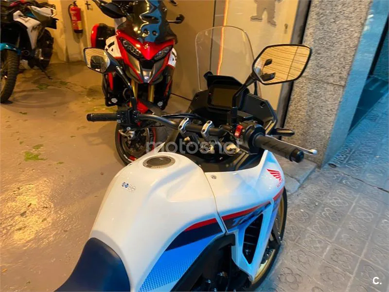 Honda XL 750 Transalp – Vista 5