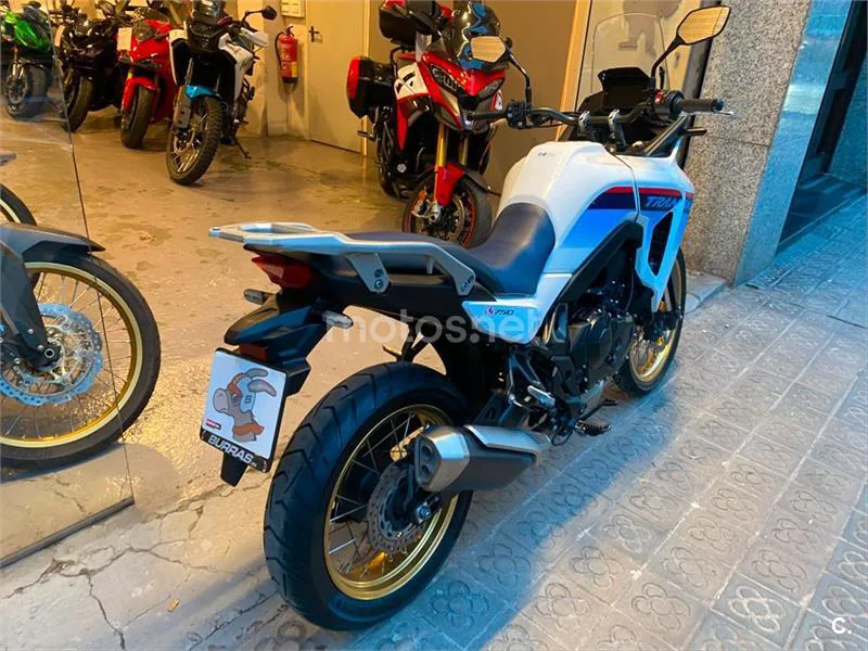 Honda XL 750 Transalp – Vista 6
