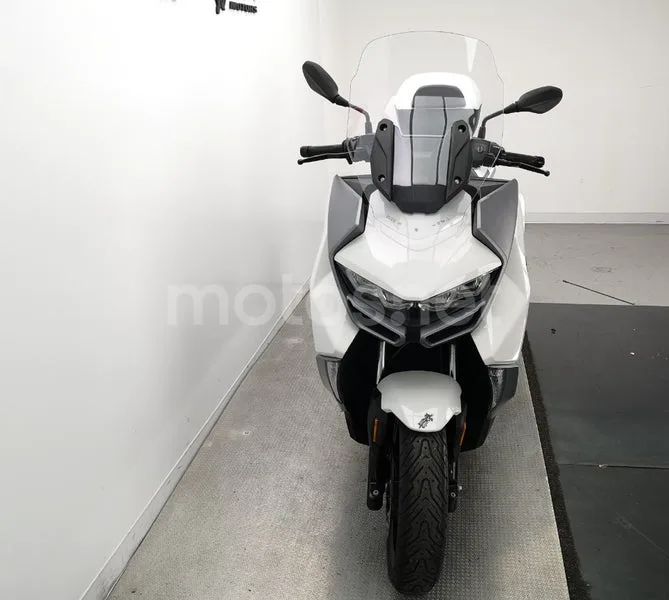 BMW C 400 GT – Vista 17