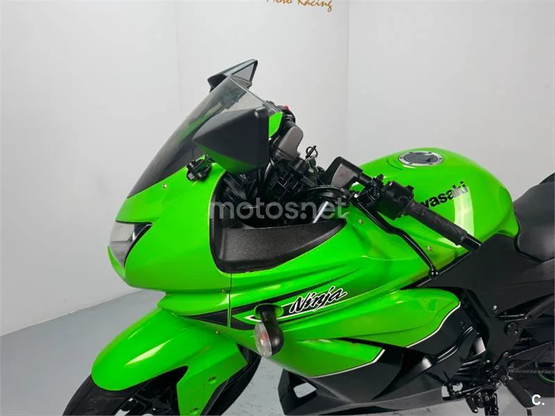 Kawasaki Ninja 250 R – Vista 16