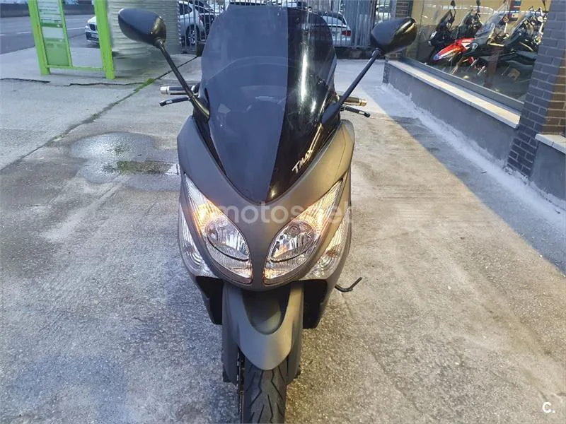 Yamaha TMAX 500 – Vista 8