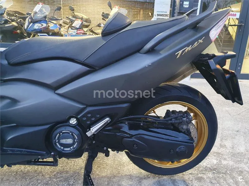 Yamaha TMAX 500 – Vista 10