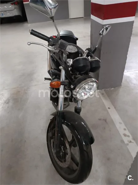Honda VTR 250 – Vista 2