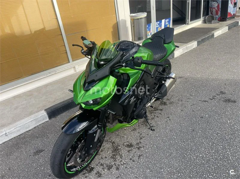 Kawasaki Z1000 – Vista 5
