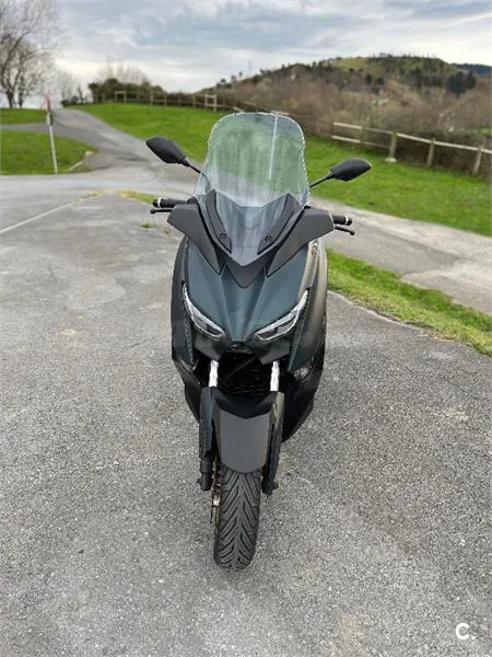 Yamaha XMAX 300 – Vista 3