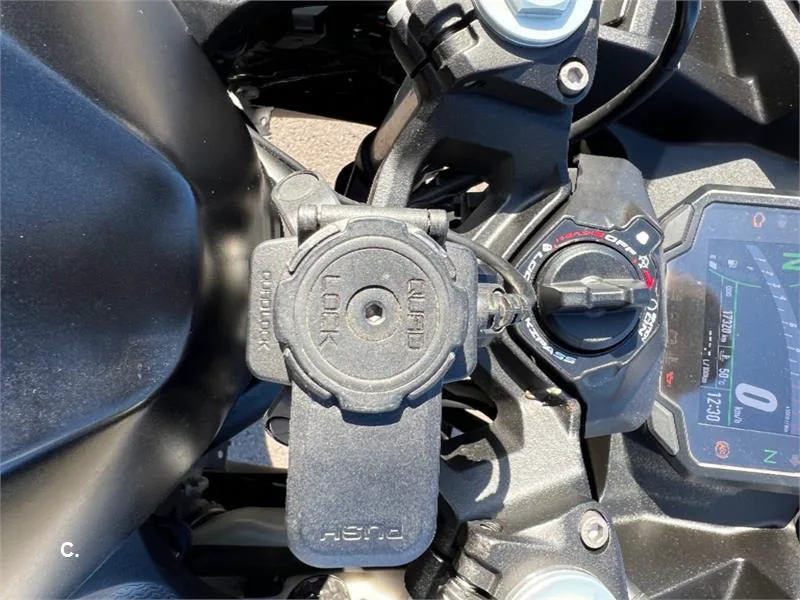 Kawasaki Ninja 500 – Vista 15