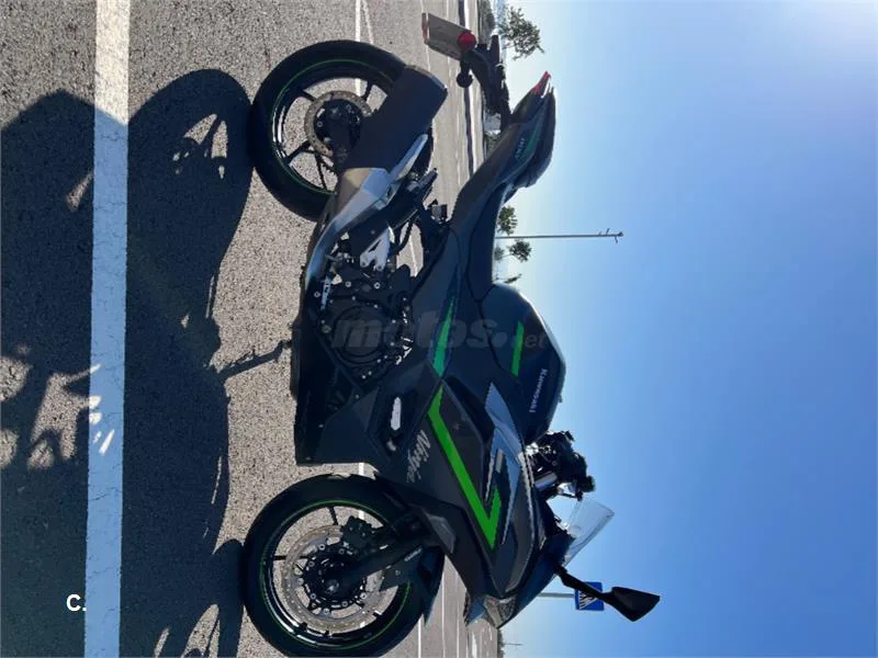 Kawasaki Ninja 500 – Vista 3