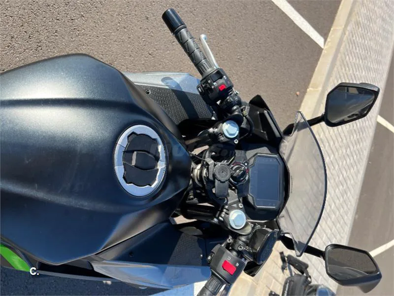 Kawasaki Ninja 500 – Vista 7