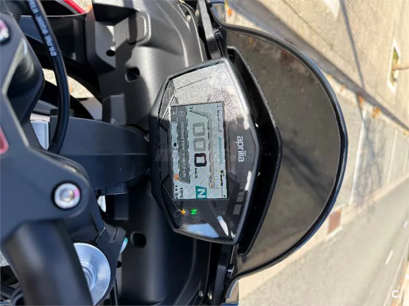 Aprilia Tuono 660 – Vista 6