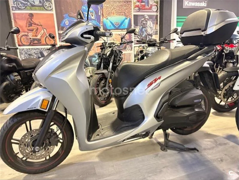 Honda SH 350i – Vista 5