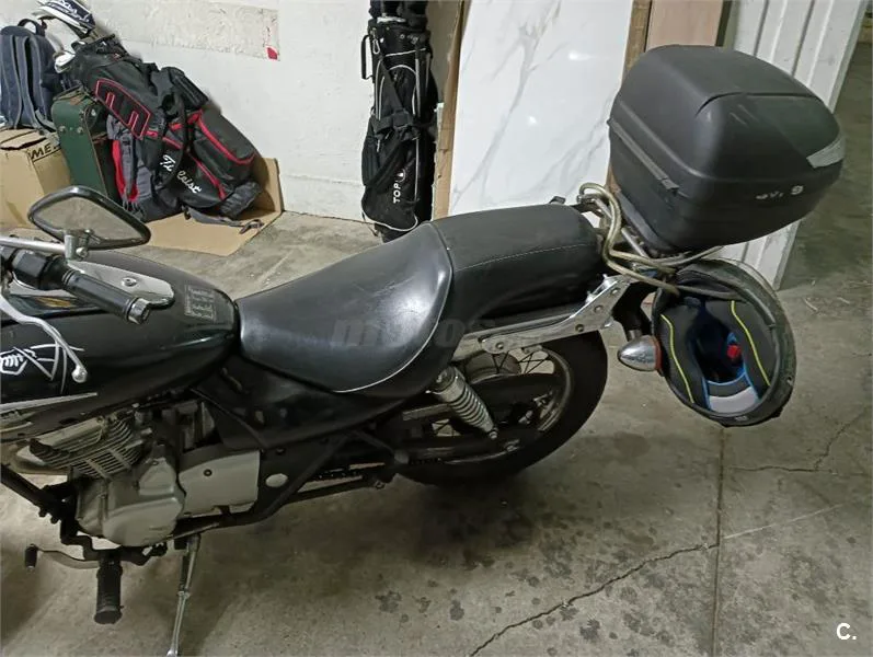 Kawasaki Eliminator 125 – Vista 5