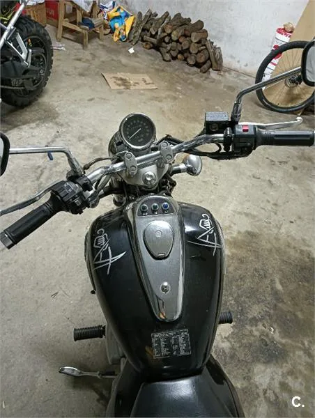 Kawasaki Eliminator 125 – Vista 6