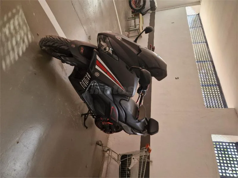 Yamaha TMAX 530 – Vista 3