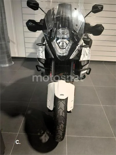 KTM 1290 Super Adventure – Vista 3