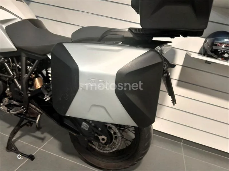 KTM 1290 Super Adventure – Vista 5