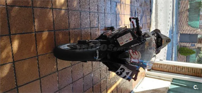 Yamaha R6 – Vista 3