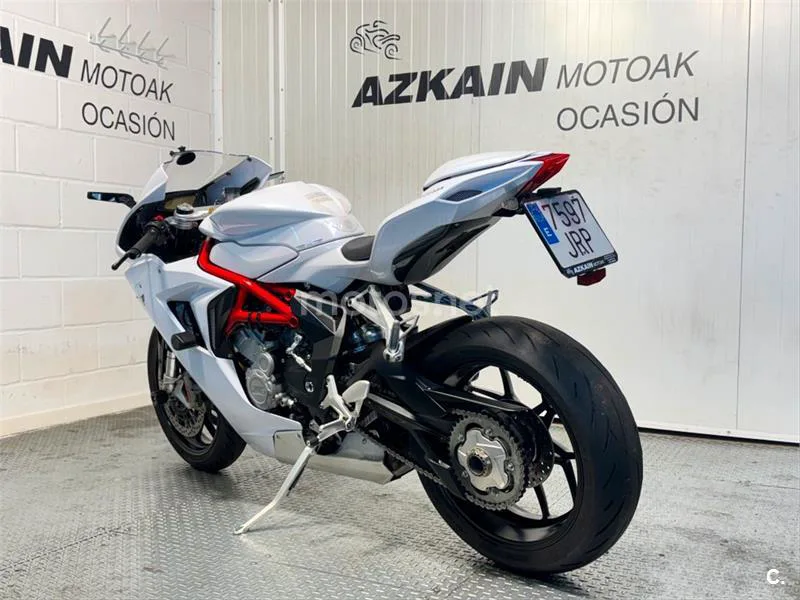MV Agusta F3 675 – Vista 4