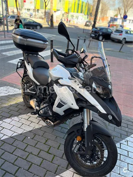 Benelli TRK 502 – Vista 4