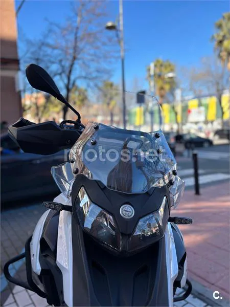 Benelli TRK 502 – Vista 7