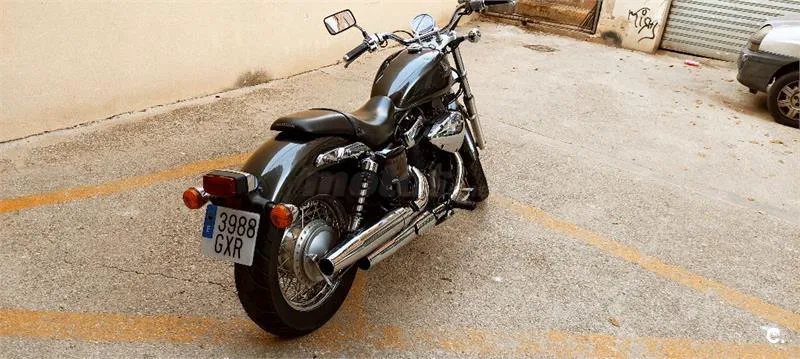 Honda VT 750 S – Vista 4