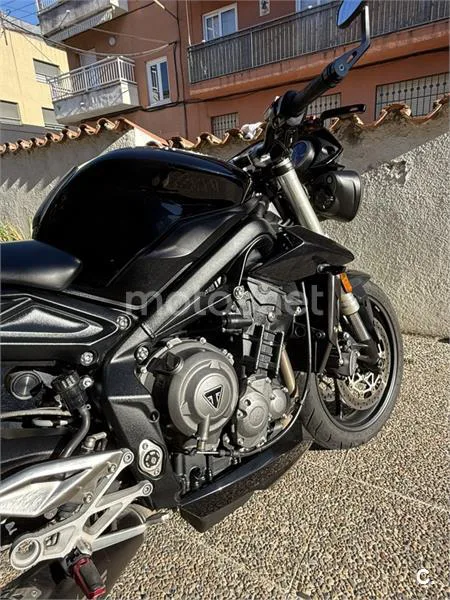 Triumph Street Triple – Vista 7