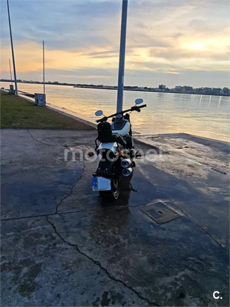 Harley-Davidson Fat Bob – Vista 2