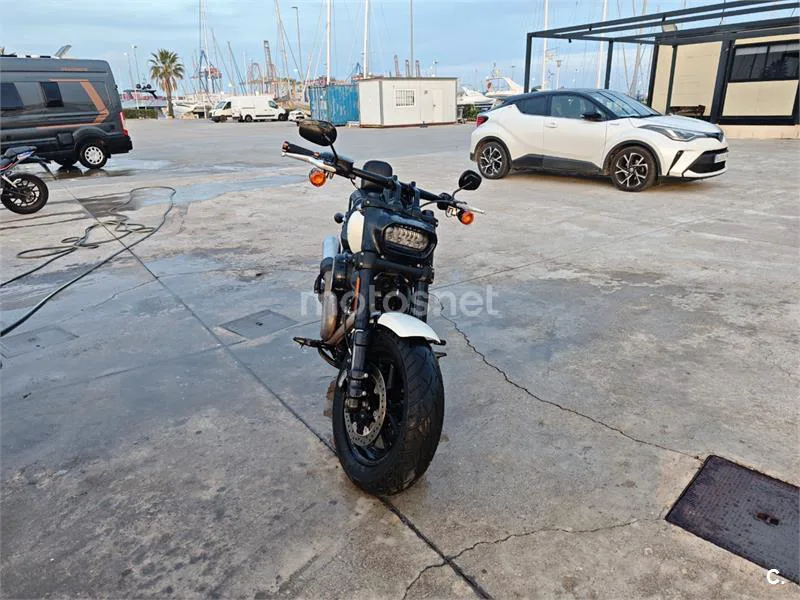 Harley-Davidson Fat Bob – Vista 4