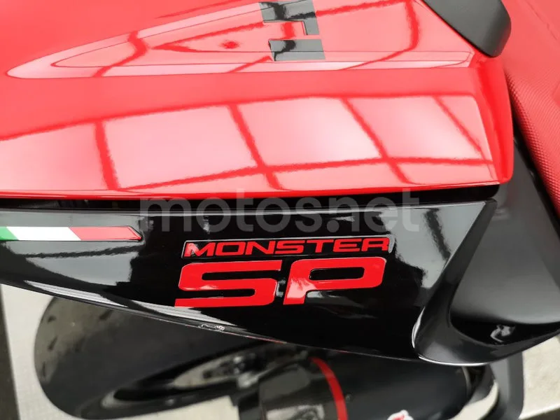 Ducati Monster – Vista 13