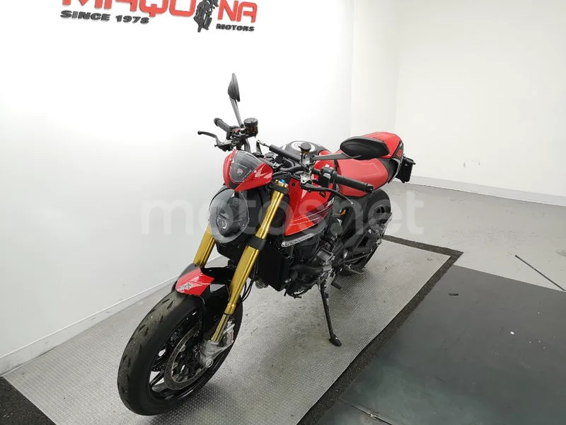 Ducati Monster – Vista 15