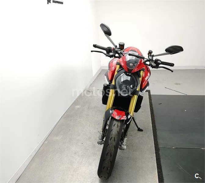 Ducati Monster – Vista 16