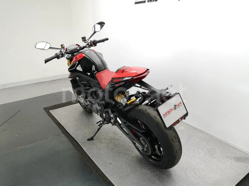 Ducati Monster – Vista 17