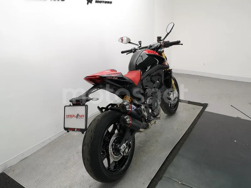 Ducati Monster – Vista 4
