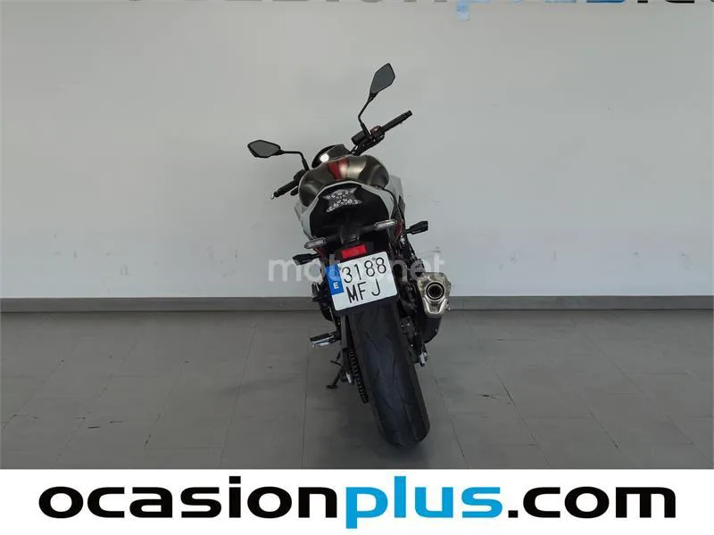 Kawasaki Z900 – Vista 4