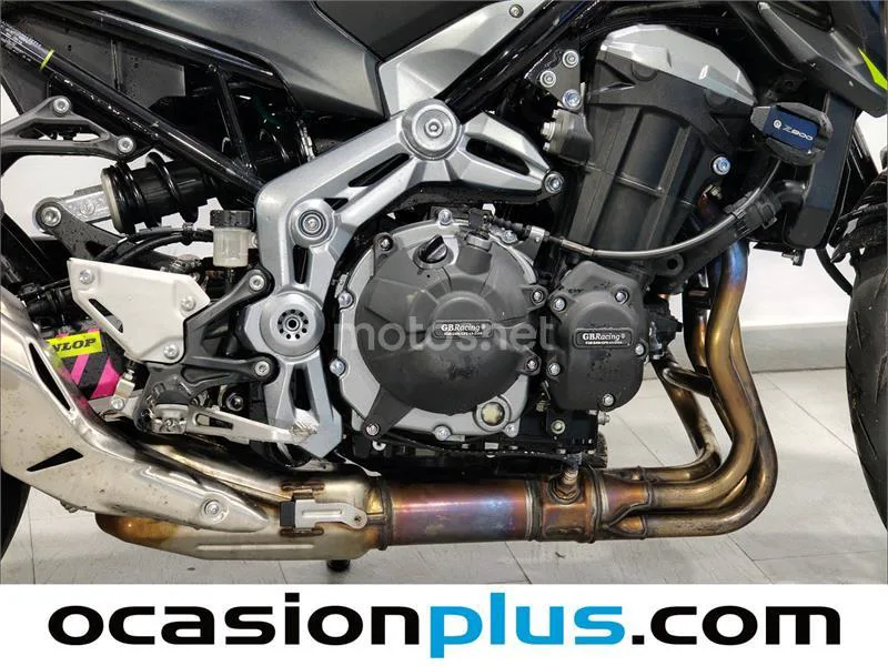 Kawasaki Z900 – Vista 18