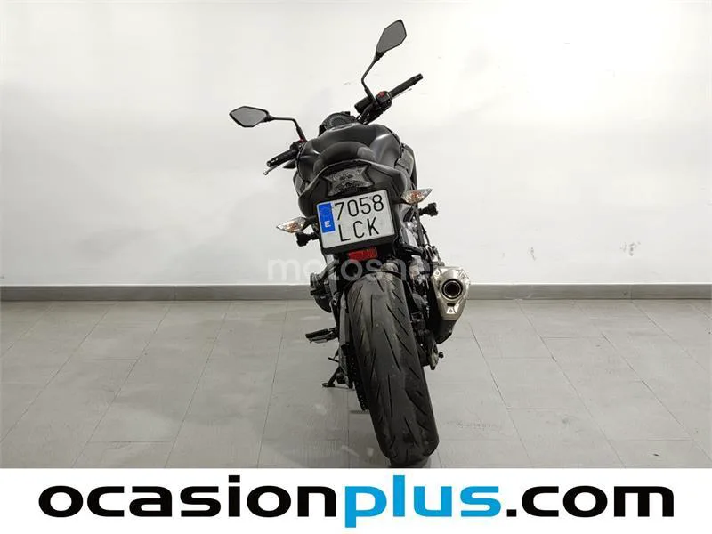 Kawasaki Z900 – Vista 4