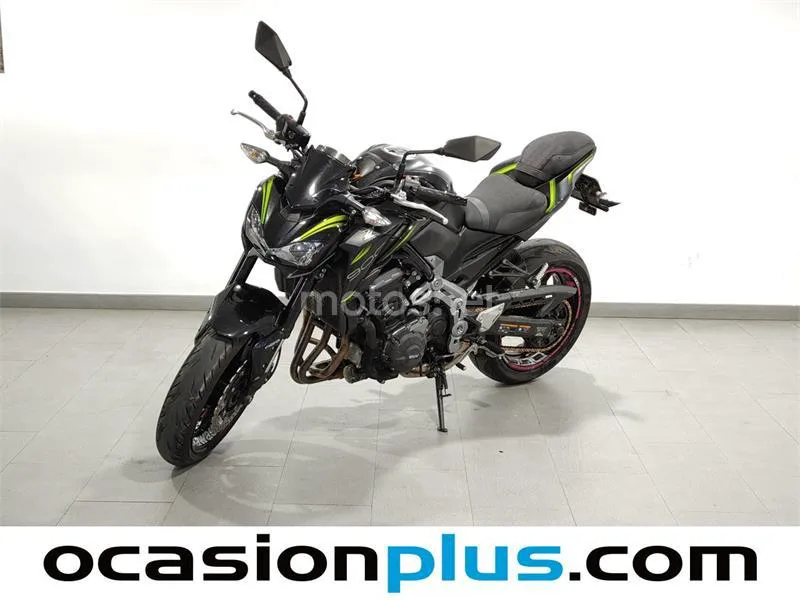 Kawasaki Z900 – Vista 6