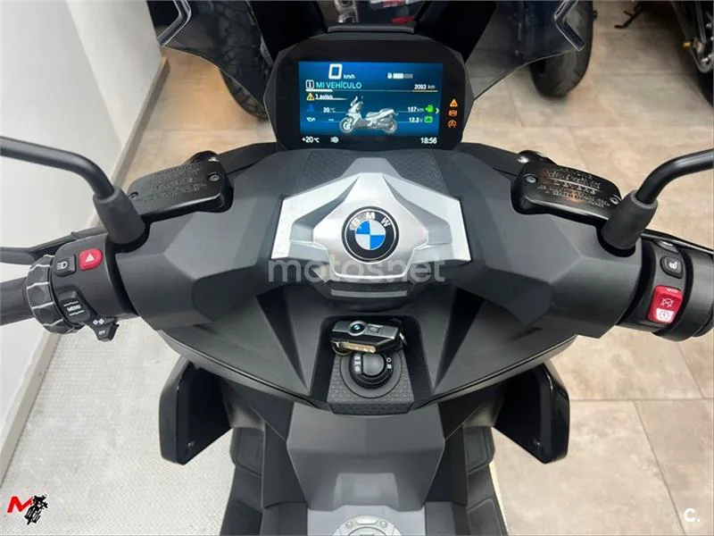 BMW C 400 X – Vista 8