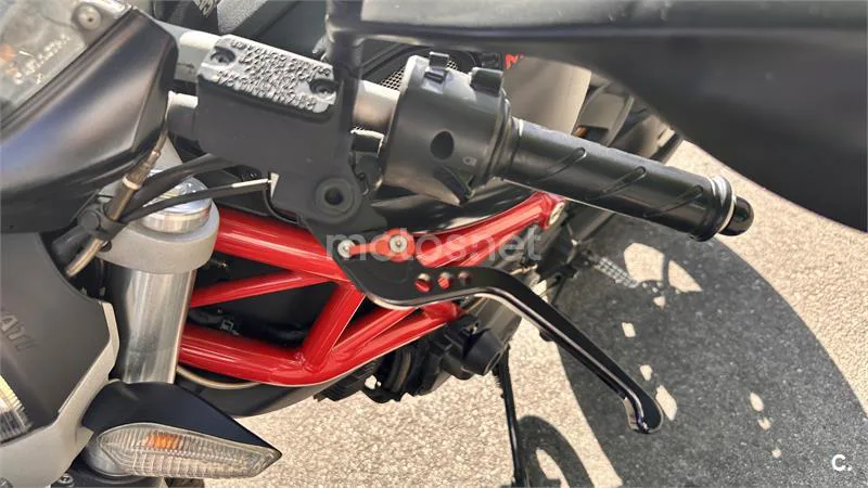 Ducati Monster 796 – Vista 4